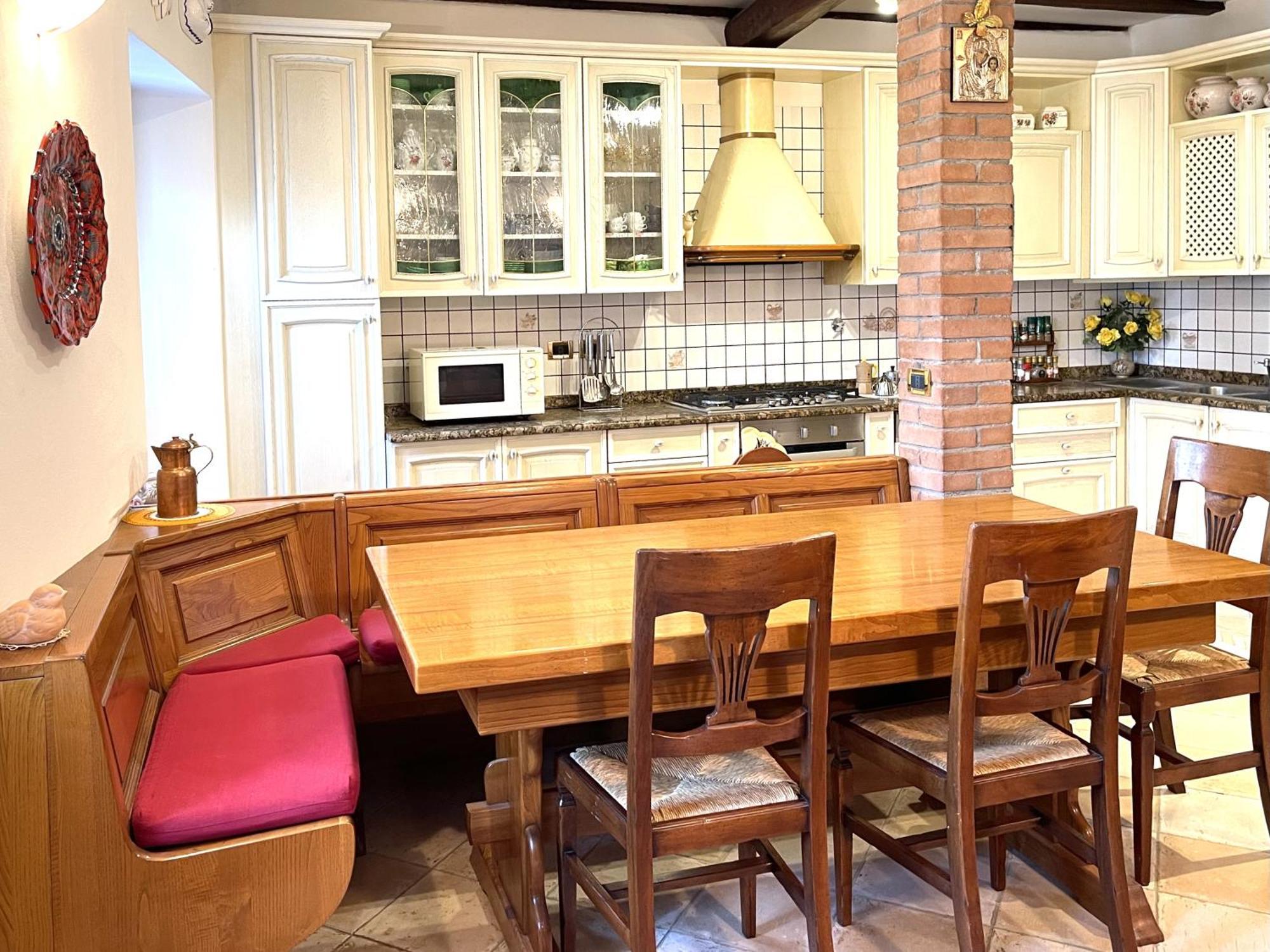 Mazzetti Country House-Vita In Campagna Con Giardino Vimignano-Chiesa المظهر الخارجي الصورة